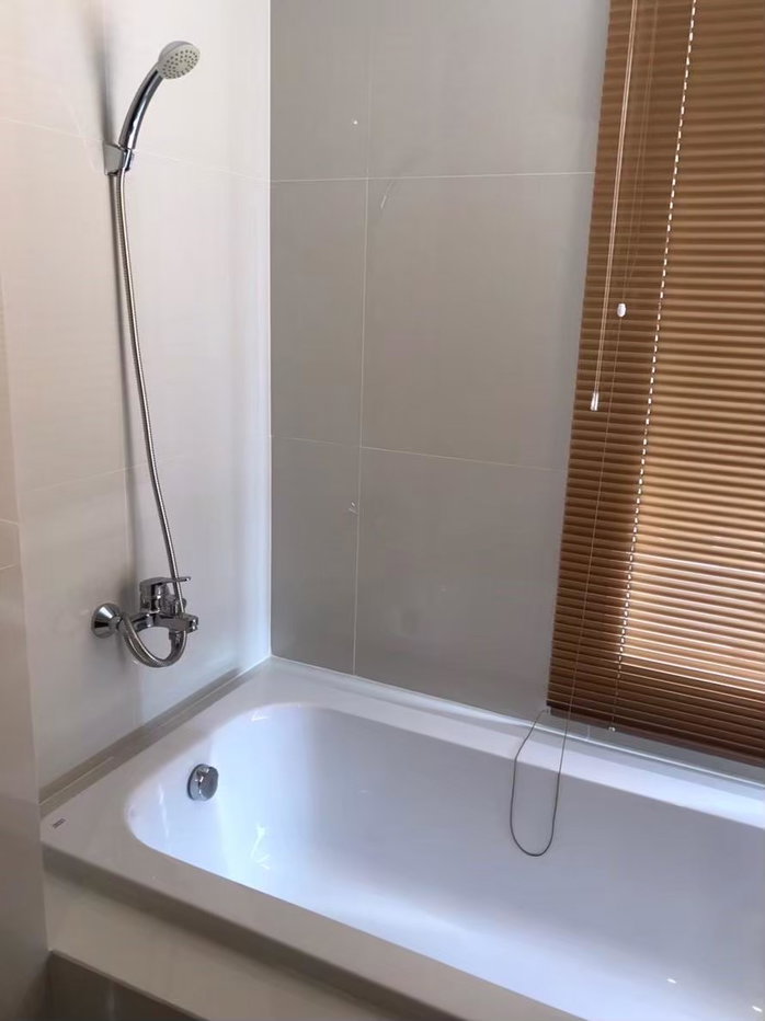 รูป ขายคอนโด 2 ห้องนอน 2 ห้องน้ำ The Piano อ่าวอุดม ศรีราชา วิวสระน้ำ - รูปที่ 6/10