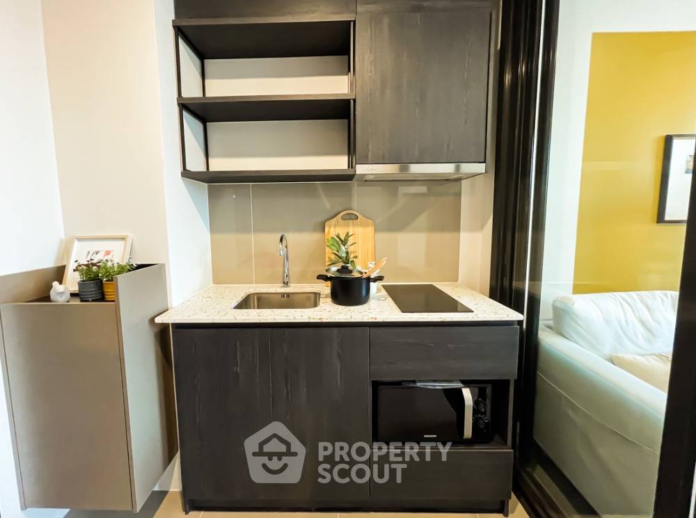 picture 1-BR Condo at XT Huaikhwang near MRT Huai Khwang (ID 1500875) - 5/11