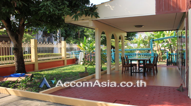 รูป 🔼🔽 AccomA 📩 House for rent and sale, 2 Beds with spacious area, near BTS On nut (AA22885) - รูปที่ 3/13