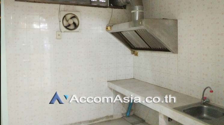 picture 🔼🔽 AccomA 📩 6 BR Townhouse in Chong Nonsi (AA16935) - 4/10
