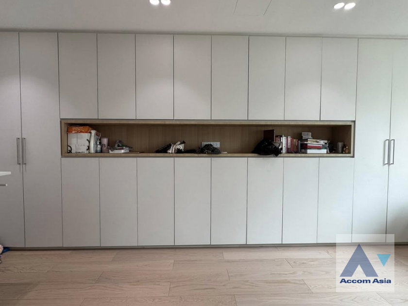 รูป 🔼🔽 AccomA 📩 Pet friendly,Fully Furnished 2 BR Condominium @Royal Saladaeng (AA43394) - รูปที่ 8/20