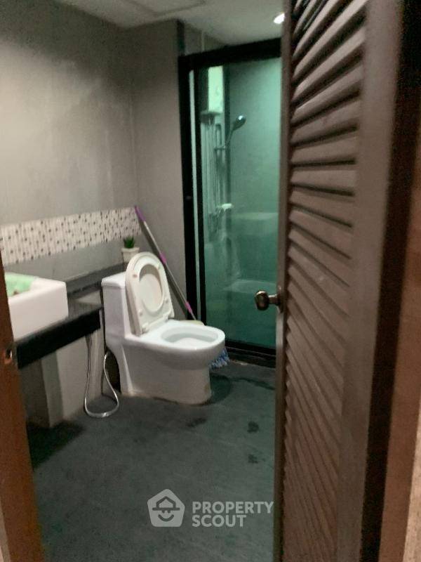 รูป คอนโด 1-ห้องนอน ที่ เอส ฟิฟตี้ คอนโดมิเนียม ใกล้ พัทยาใต้ (ID 1909658) - รูปที่ 8/10