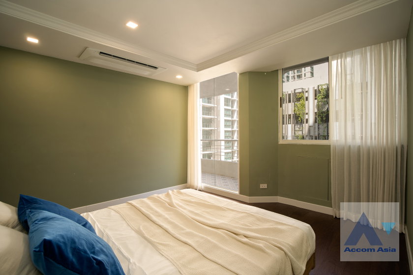 รูป 🔼🔽 AccomA 📩 Duplex Condo,Huge Terrace,Newly renovated 4 BR Condominium @Supalai Place   (AA45148) - รูปที่ 8/11