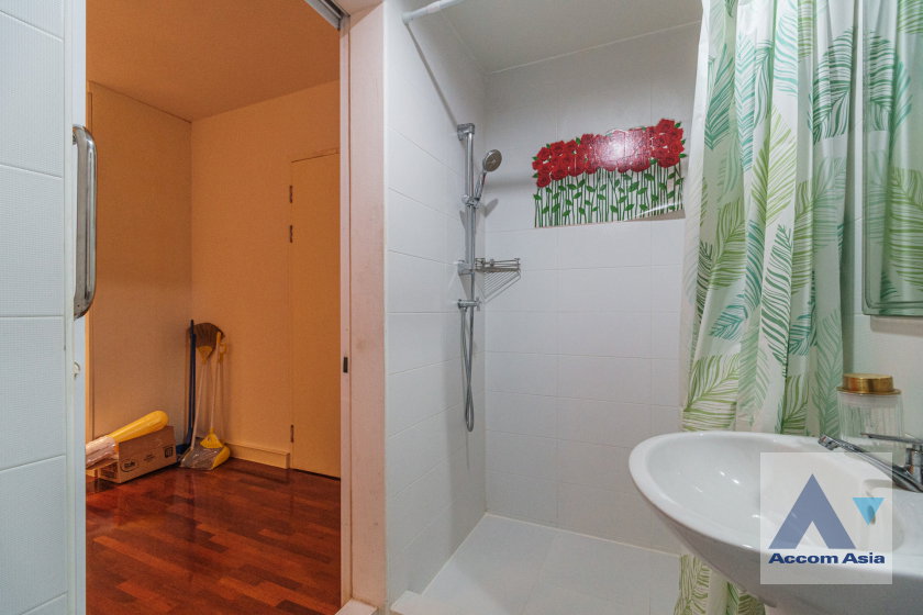 รูป 🔼🔽 AccomA 📩 Elegant high-floor condo with wood finishes at Baan Suan Petch (1520431) - รูปที่ 20/20