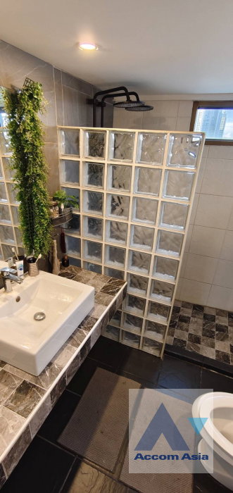 picture 🔼🔽 AccomA 📩  3 BR Condominium @Beverly Tower (AA43974) - 8/15