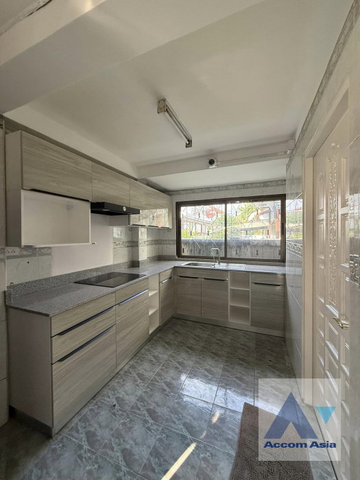 picture 🔼🔽 AccomA 📩 Fully Furnished 2 BR House @Moo Baan Tararom  (AA42187) - 3/14