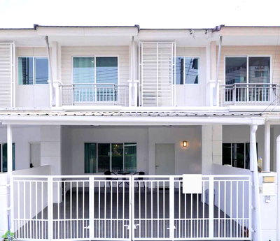 เช่าทาวน์โฮม เชียงใหม่ : ให้เช่า ทาวน์โฮมหลังใหญ่ 2 ที่จอดรถ หมู่บ้าน พฤกษาวิลล์ 75 ราชพฤกษ์ แม่เหียะ-เชียงใหม่ ใกล้สนามบิน (R1003) T.0946511456