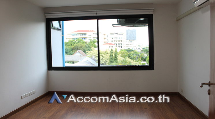 picture 🔼🔽 AccomA 📩 Pet friendly,Home Office 4 BR Townhouse in Khlong Tan Nuea (AA25261) - 7/11
