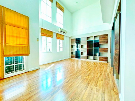 รูป ทาวน์โฮมหรู 4 ชั้น อ่อนนุช ใกล้BTSปุณณวิถี 1.47กม. โลตัส วชิรธรรม7 800ม. 3 นอน 4 น้ำ 20 ตร.ว. 240 ตร.ม. ตลาดอุดมสุข 1.6 กม - รูปที่ 5/8