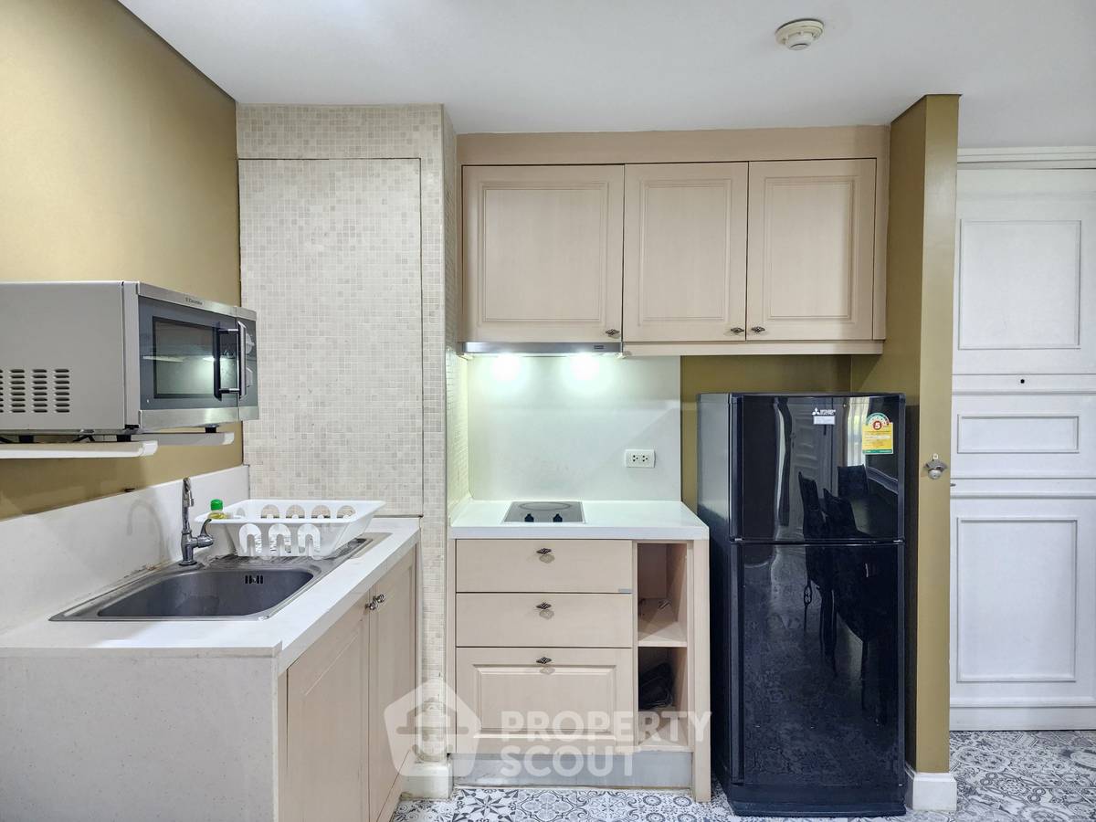 picture 2-BR Condo at Marakesh Residence in Nong Kae (ID 2332171) - 16/21