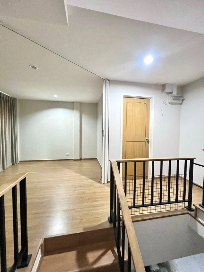รูป [ให้เช่า] ทาวน์โฮม 3 ชั้น โครงการ Siri House รัชดา 18 🚇ใกล้ MRT ห้วยขวาง - รูปที่ 12/16