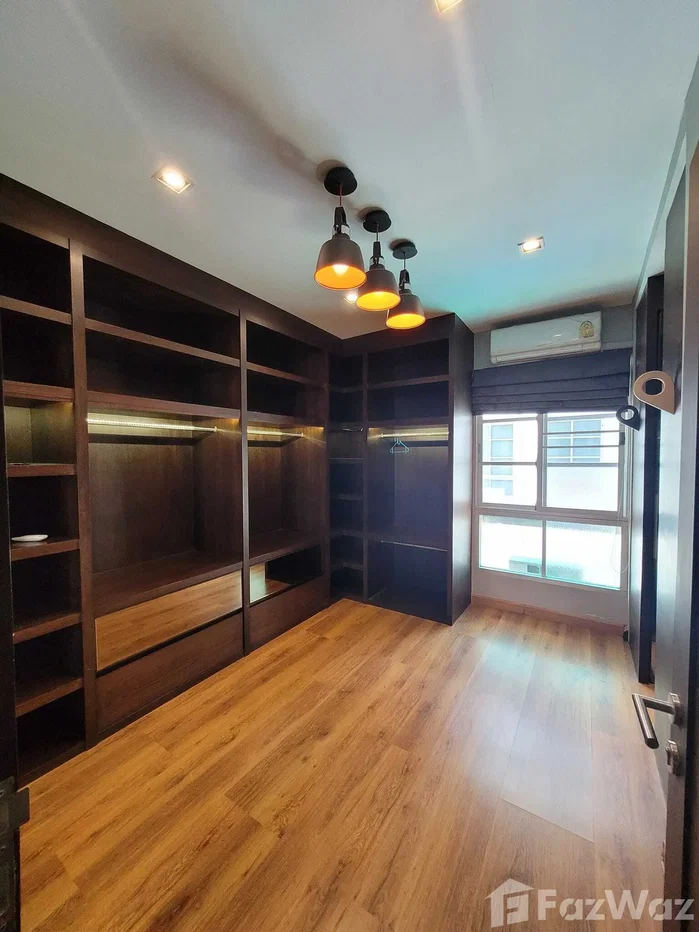 รูป ทาวน์เฮ้าส์ให้เช่า 3 ห้องนอน ในโครงการ บ้านกลางกรุง สาทร-นราธิวาส 1135410 - รูปที่ 7/15