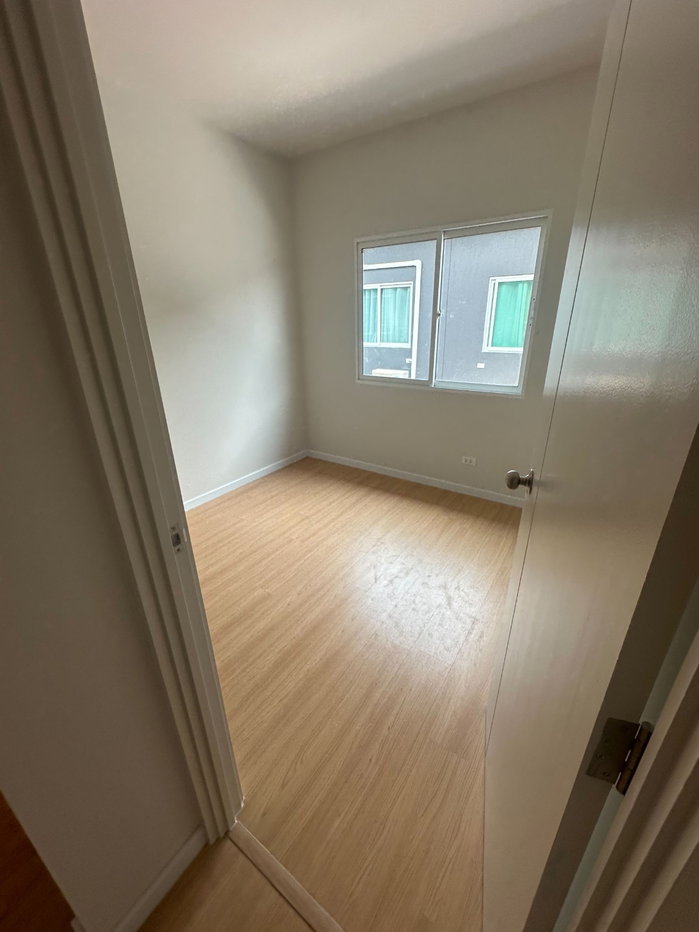 รูป ให้เช่าทาวน์โฮม สิริ เพลส ดอนเมือง–สรงประภา บ้านใหม่ 3 ห้องนอน ใกล้รถไฟฟ้าสายสีแดง เพียง 15,000/เดือน - รูปที่ 6/14