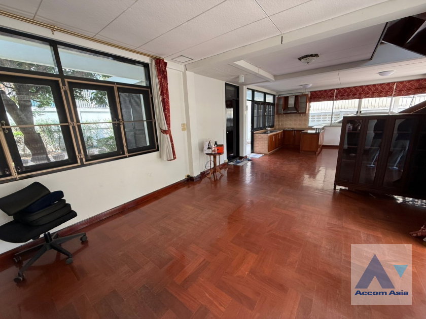 picture 🔼🔽 AccomA 📩  2 BR House in Chong Nonsi (13002011) - 2/20