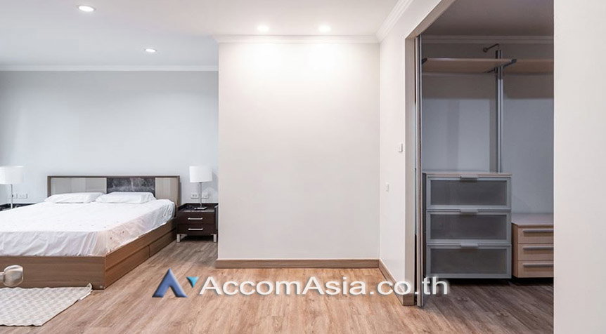 picture 🔼🔽 AccomA 📩 Pet friendly 3 BR Condominium @Fifty Fifth Tower (AA27700) - 13/19