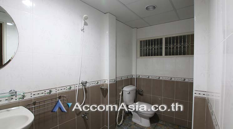 picture 🔼🔽 AccomA 📩 Home Office 6 BR Townhouse in Yan Nawa (AA19250) - 5/6