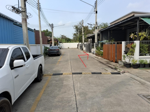 ทาวน์เฮ้าส์ 21 ตร.วา โครงการ กรูฟวี่ ไลท์ บางละมุง ชลบุรี บางละมุง ชลบุรี 1.9M