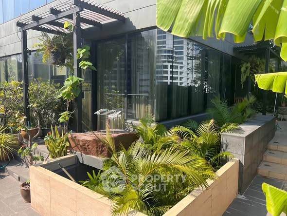 picture 2-BR Condo at M Silom near BTS Chong Nonsi (ID 2773565) - 1/9