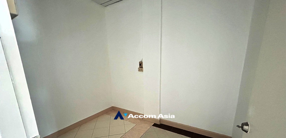 picture 🔼🔽 AccomA 📩 White-tone house with natural charm in Thong Lo (AA34265) - 14/19