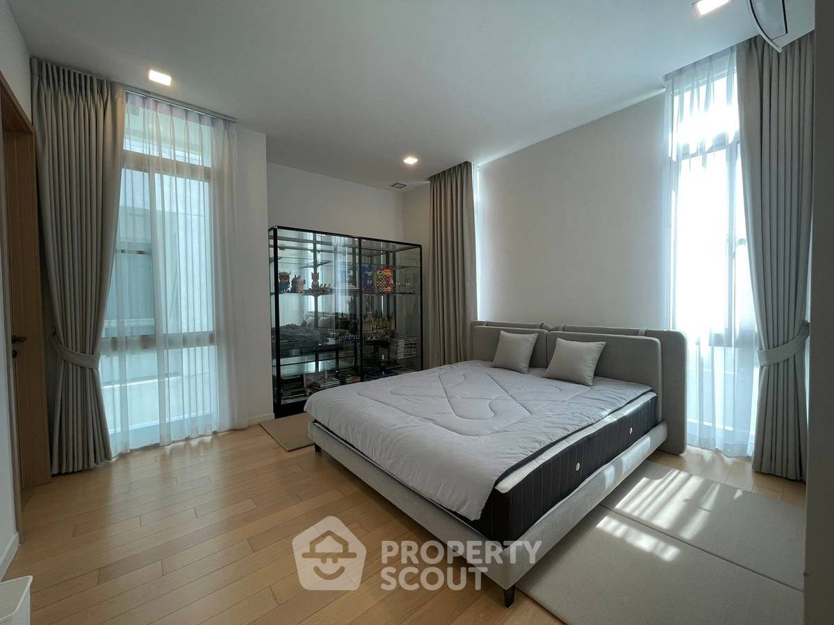 รูป บ้าน 4-ห้องนอน ที่ วิเว่ เอกมัย – รามอินทรา ใน นวมินทร์ (ID 2774207) - รูปที่ 11/15