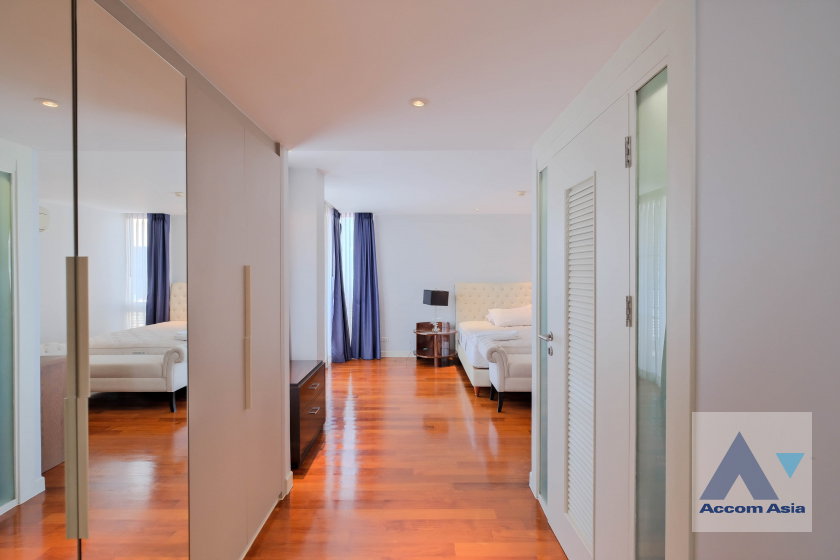 picture 🔼🔽 AccomA 📩  3 BR Condominium @La Citta Penthouse (AA29960) - 11/20