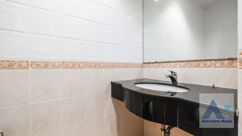 รูป 🔼🔽 AccomA 📩 Fully Furnished 4 BR House @Baan Klang Krung Thonglor (AA36345) - รูปที่ 11/20