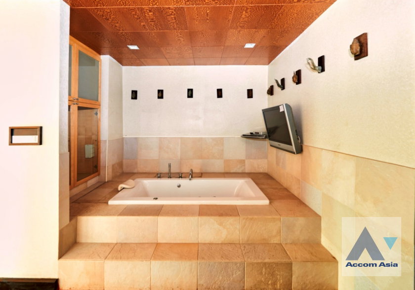 รูป 🔼🔽 AccomA 📩 4 BR Condominium @Sathorn Park Place (AA39012) - รูปที่ 16/20