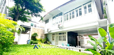 Houses for rent Lumpini Park : 🔼🔽 AccomA 📩  3 BR House in Khlong Toei (4001901)