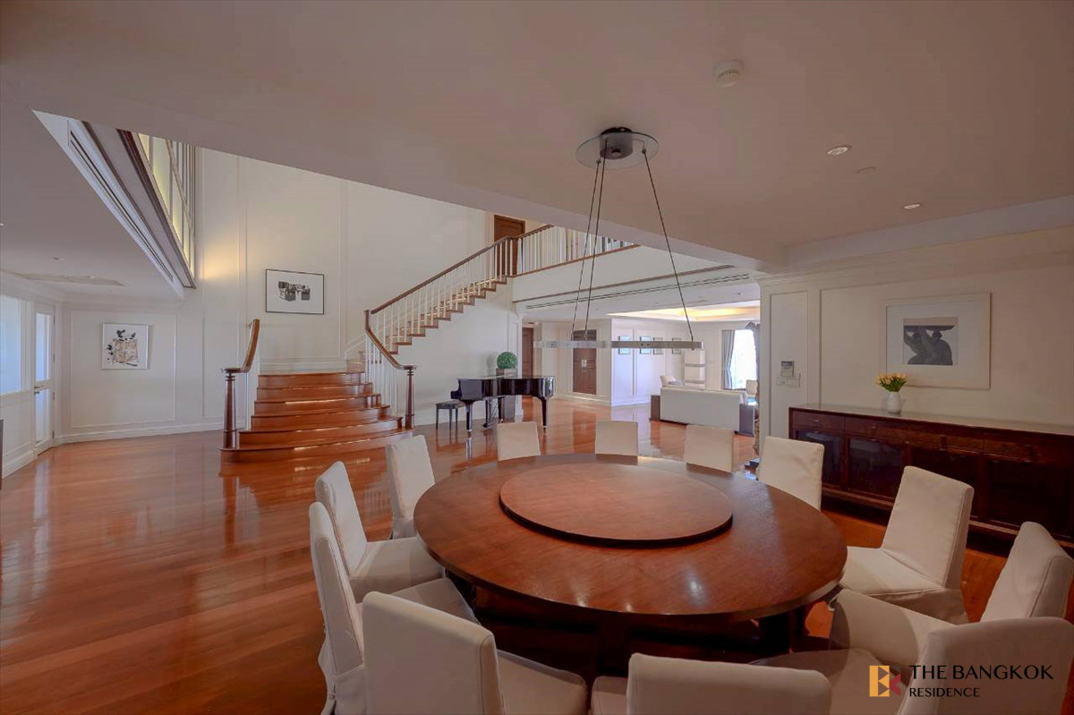 รูป ขายเพนท์เฮ้าส์หรู Las Colinas Condo ใกล้ BTS อโศก 5 ห้องนอน เพดานสูง โปร่งโล่ง - รูปที่ 2/18