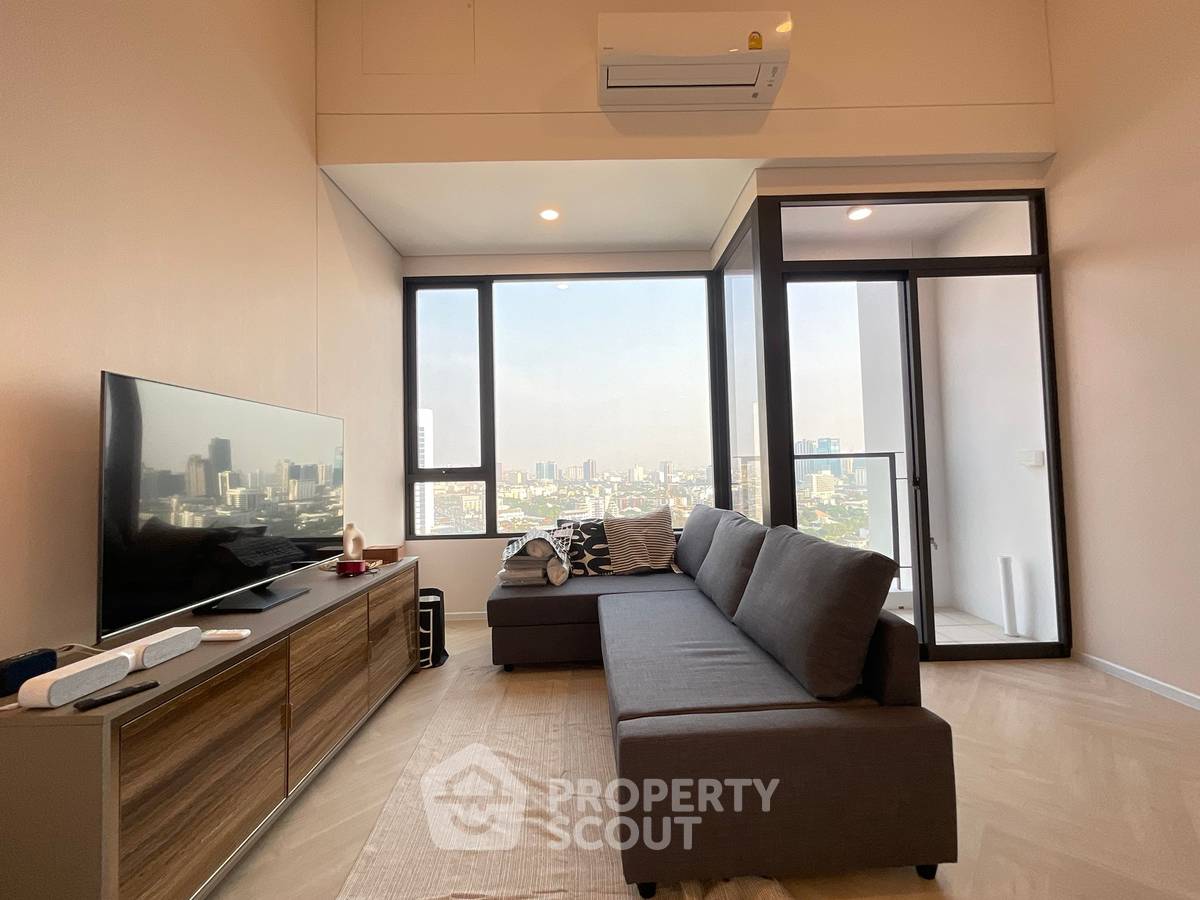 picture 1-BR Condo at Landmark @MRTA Station in Bang Kapi (ID 2074986) - 2/9