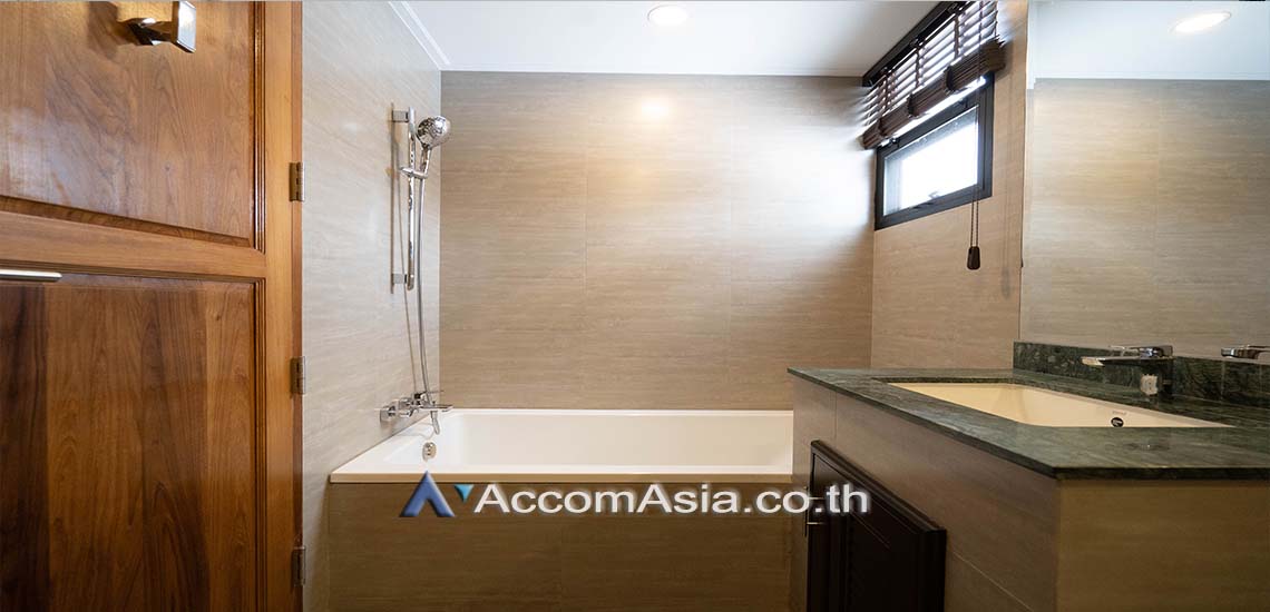 picture 🔼🔽 AccomA 📩 Pet friendly,Private Swimming Pool 6 BR House in Khlong Tan Nuea (AA28343) - 18/20