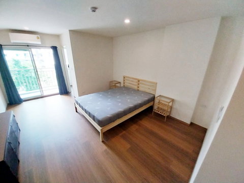 คอนโดให้เช่า ลุมพินี คอนโดทาวน์ เอกชัย 48 (ถูกมาก!!!) มีเฟอร์นิเจอร์!!!