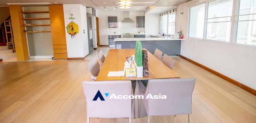 รูป 🔼🔽 AccomA 📩 Duplex condo with private pool and terrace at Le Raffine Sukhumvit 24 (1515776) - รูปที่ 8/20
