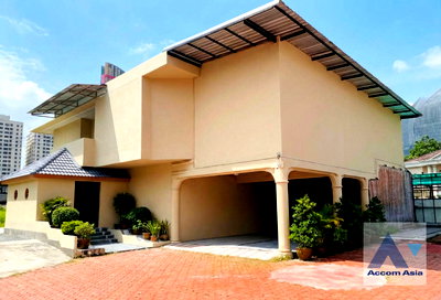 Houses for rent Bangkok : 🔼🔽 AccomA 📩 Home Office 0 BR House in Khwaeng Sam Sen Nai (AA45586)