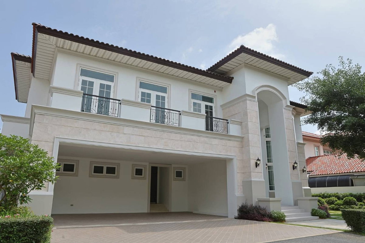 รูป S2961 ขายบ้านหรู ทำเลคุณภาพ Grand Crystal เลียบด่วนเอกมัย-รามอินทรา - รูปที่ 2/9