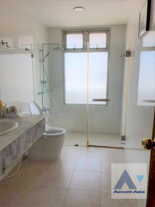 picture 🔼🔽 AccomA 📩  2 BR Condominium @Newton Tower (AA44995) - 10/13