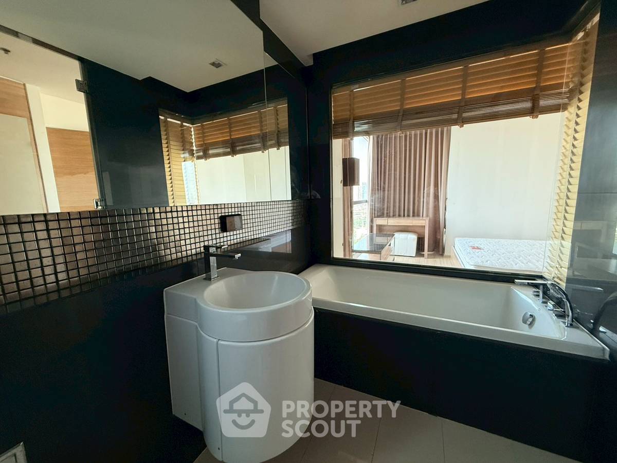 รูป คอนโด 2-ห้องนอน ที่ ริธึ่ม สุขุมวิท 50 ใกล้ BTS อ่อนนุช (ID 886645) - รูปที่ 22/26