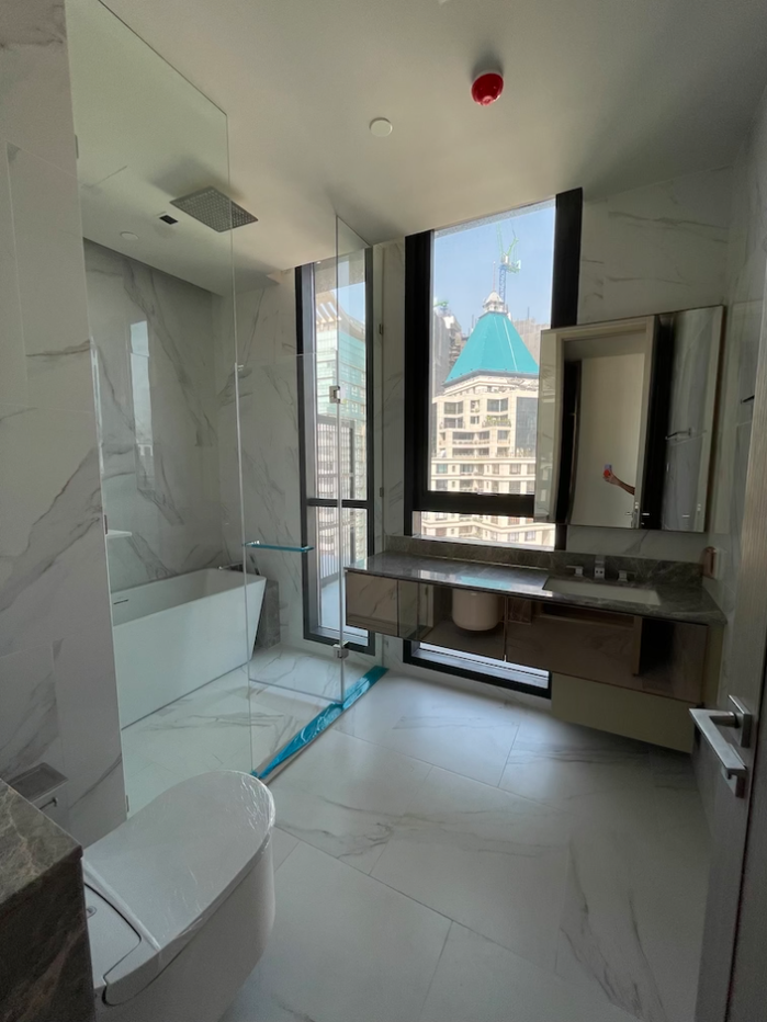 รูป 🔼🔽 AccomA 📩 Modern Duplex Condo with City View ( AA33635 ) - รูปที่ 8/11