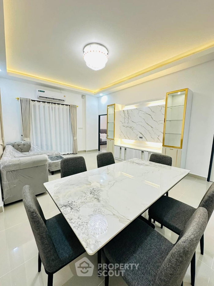 รูป บ้าน 3-ห้องนอน ใกล้ เมืองพัทยา (ID 2772999) - รูปที่ 2/13