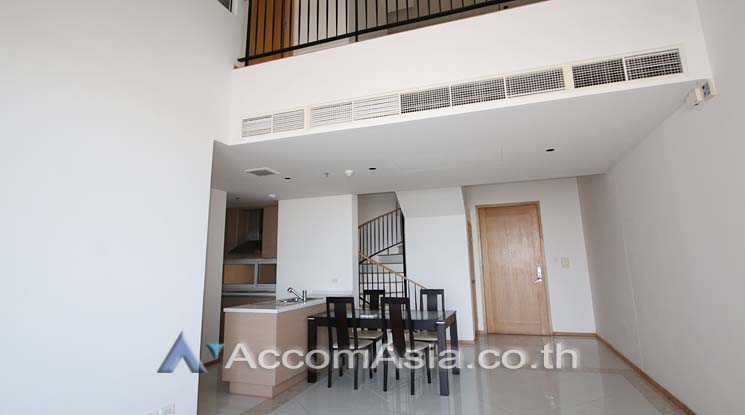 picture 🔼🔽 AccomA 📩 Duplex Condo 2 BR Condominium @The Empire Place (AA11943) - 1/11