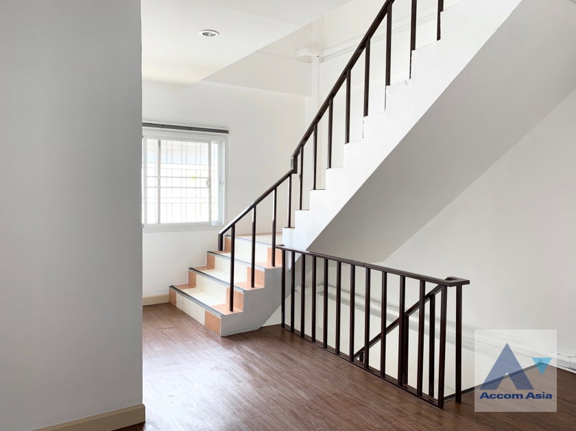 picture 🔼🔽 AccomA 📩 White-tone house with natural charm in Thong Lo (AA34265) - 12/19