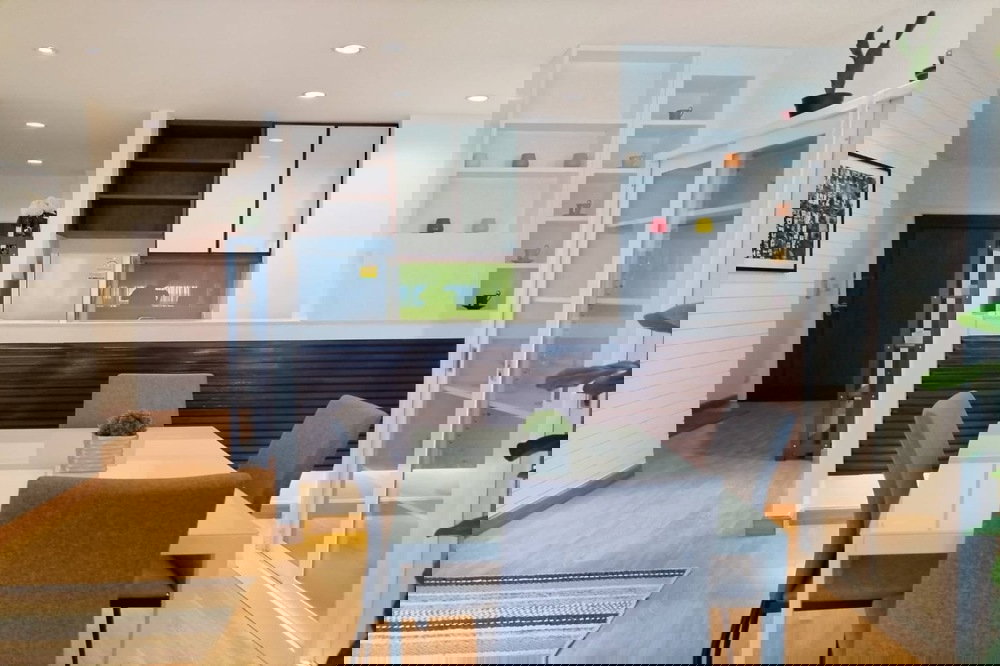 รูป  ขายพร้อมผู้เช่า !! 🔥 Sathorn Gardens, 1 ห้องนอน, 1 ห้องน้ำ, ชั้นสูง 14++, มีที่จอดรถ Fixed, ทำเลดี!! Code C20240800127 พร้อมเข้าอยู่, ราคาพิเศษ!!📣📣 - รูปที่ 8/12