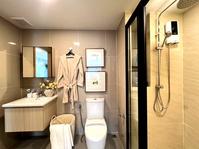 ขายคอนโด : Rhea by Sansiri — ชีวิตใหม่ที่ผสานความทันสมัยและความสะดวกสบาย ทุกมุมออกแบบเพื่อคุณ ✨🏡