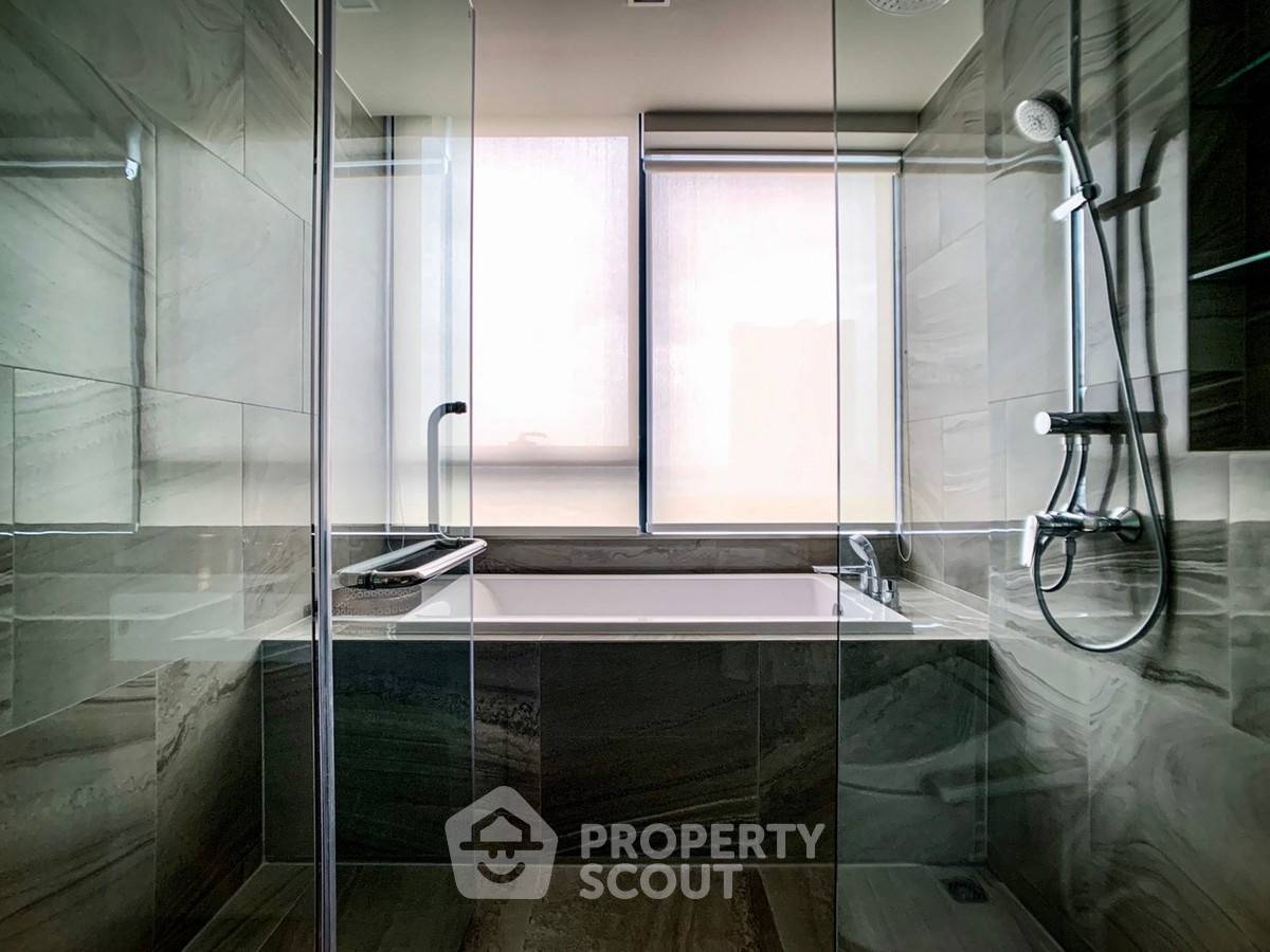 รูป คอนโด 1-ห้องนอน ที่ ไอดีโอ คิว สุขุมวิท 36 ใกล้ BTS ทองหล่อ (ID 2439910) - รูปที่ 3/14