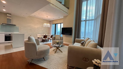 🔼🔽 AccomA 📩  3 BR Condominium @Bright Sukhumvit 24 (AA44894)