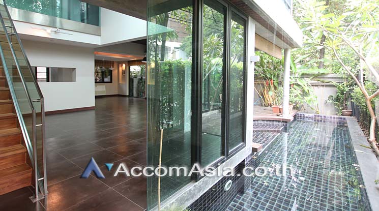 picture 🔼🔽 AccomA 📩 Modern Glass-Fronted Home Surrounded by Greenery (13002308) - 7/13