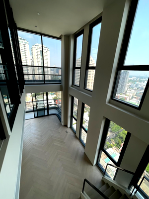 Condos for sale Big C Super Center Ratchadamri : 🔼🔽 AccomA 📩 Modern Duplex Condo with City View ( AA33635 )