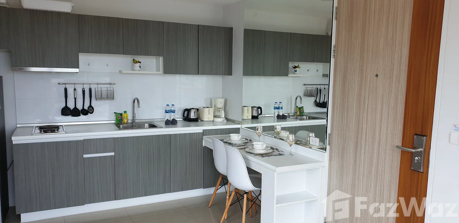 One of Only 7 Corner Units – Bright, Quiet, High Demand 6145625