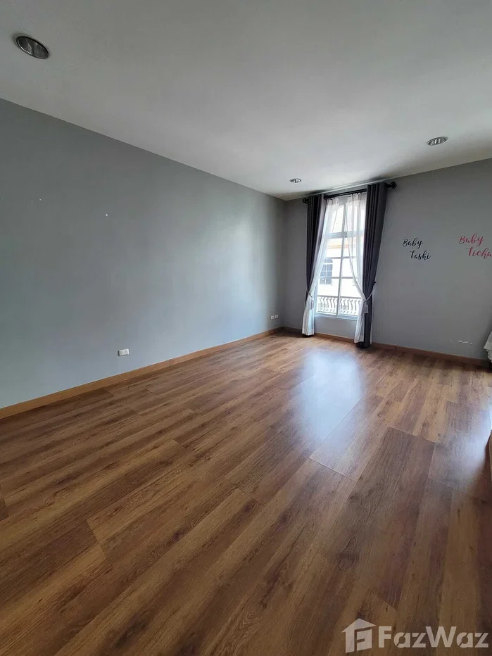 รูป ทาวน์เฮ้าส์ให้เช่า 3 ห้องนอน ในโครงการ บ้านกลางกรุง สาทร-นราธิวาส 1135410 - รูปที่ 14/15