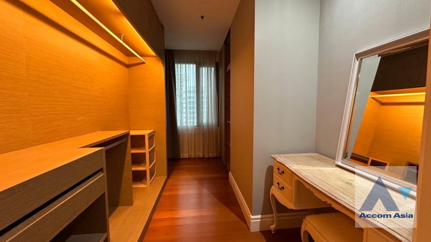 รูป 🔼🔽 AccomA 📩  3 BR Condominium @Bright Sukhumvit 24 (AA44894) - รูปที่ 6/7
